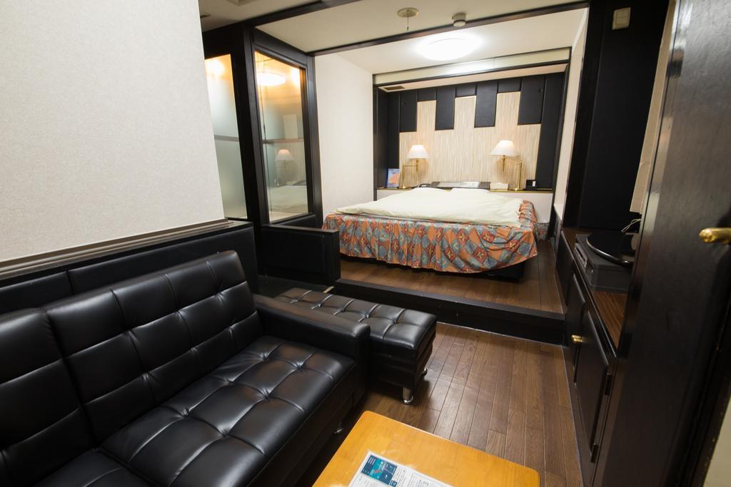 Hotel Candy Hall (Adults Only) Osaka Zewnętrze zdjęcie