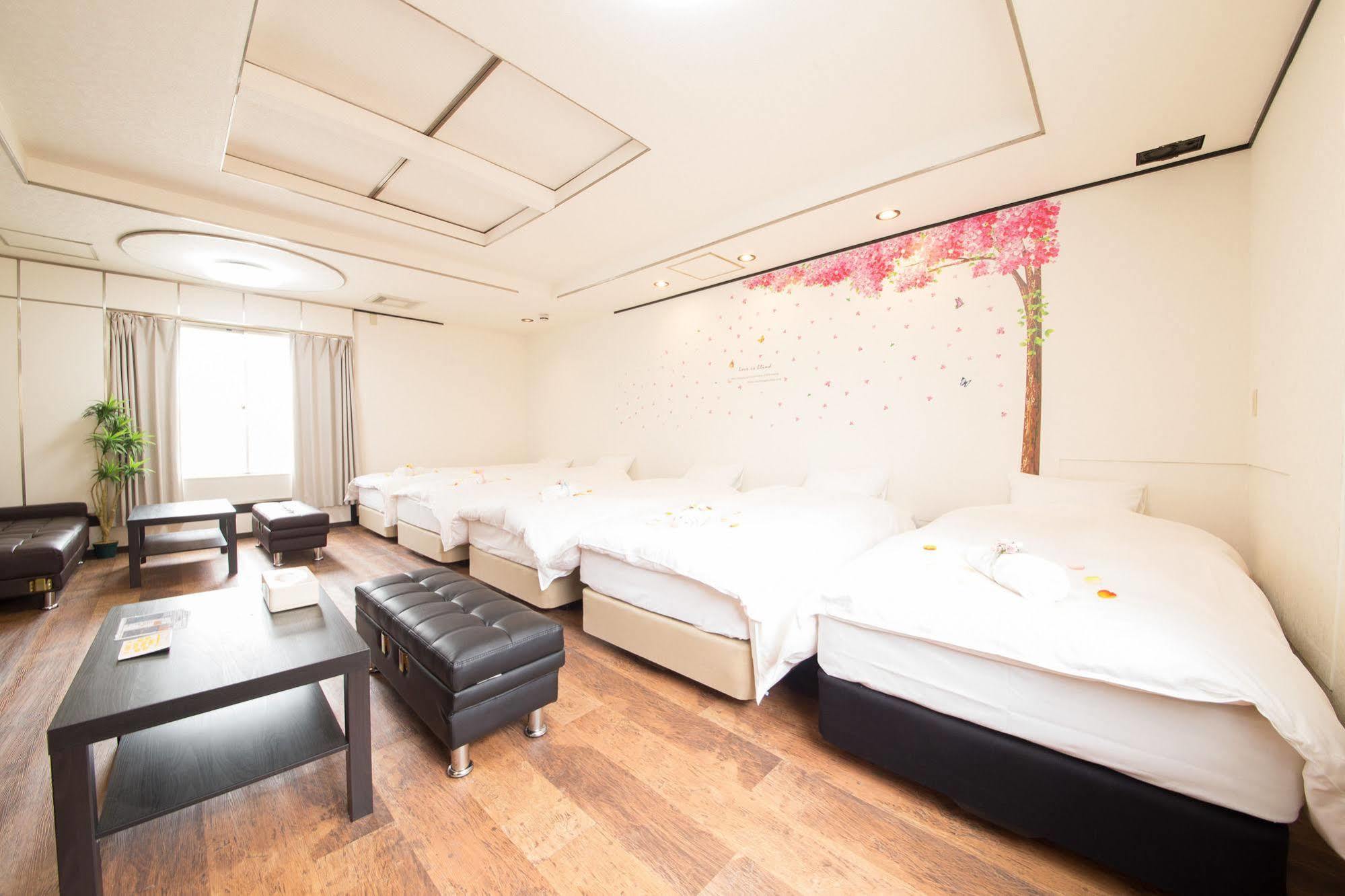 Hotel Candy Hall (Adults Only) Osaka Zewnętrze zdjęcie